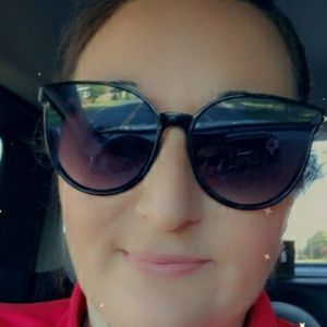 Meet your Posher, Meagan